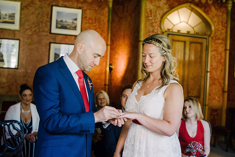 Intimate Red Seaside Brighton Wedding http://www.jmcsweeneyphotography.co.uk/
