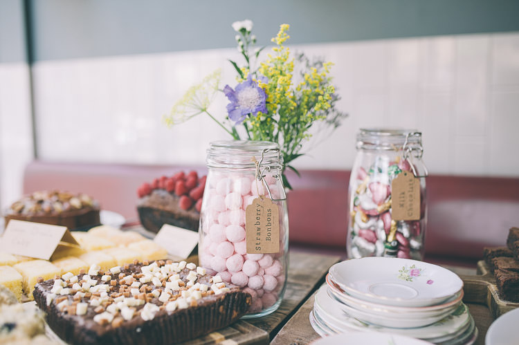 Colourful Low Key London Wedding http://www.remaininlightphotography.com/