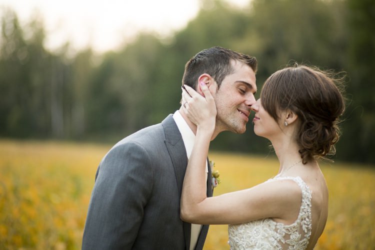 Yellow Bean Field Bride Groom Kiss Country Farm Barn Wedding Ohio http://www.caseyclarkphotography.net/ 