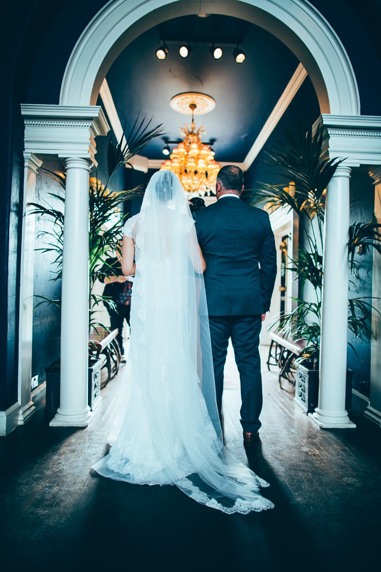 Veil Bride Bridal Lace Rustic Relaxed Country House Wedding http://www.faircloughphotography.co.uk/