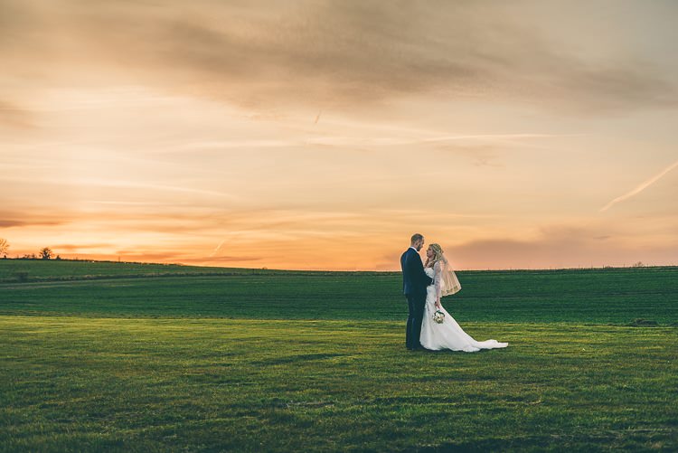 Blush Pink Rose Gold Barn Wedding http://www.robtarren.co.uk/