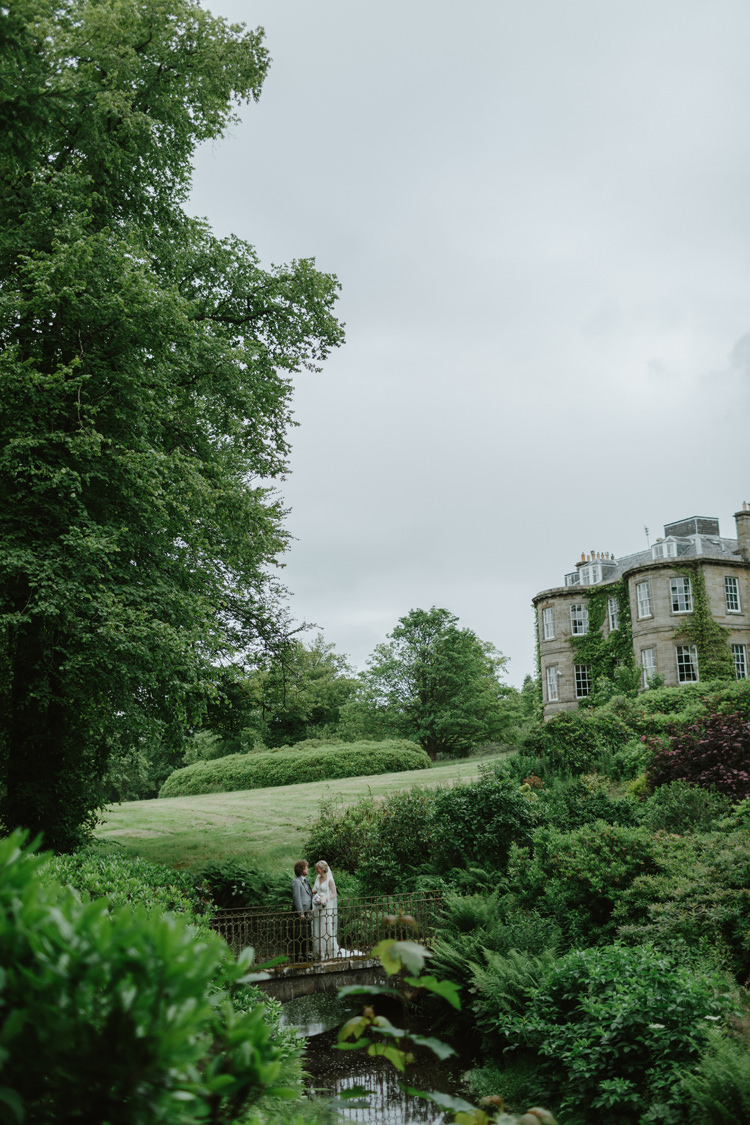 Pastel Summer Marquee Country Estate Wedding http://www.rooftopmosaic.com/