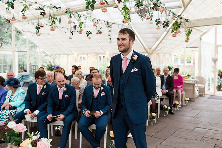 Pretty Floral Wonderland DIY Wedding http://www.victoriaphippsphotography.co.uk/