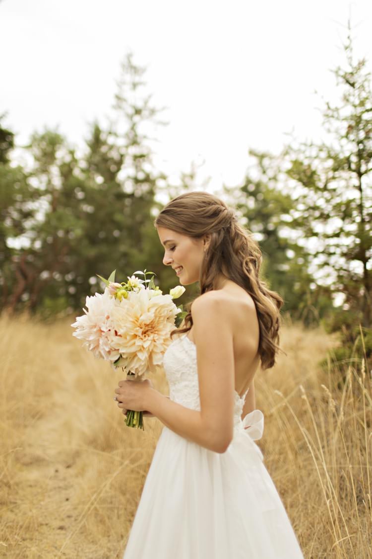 Elegant Classic Outdoor Wedding Washington http://www.courtneybowlden.com/