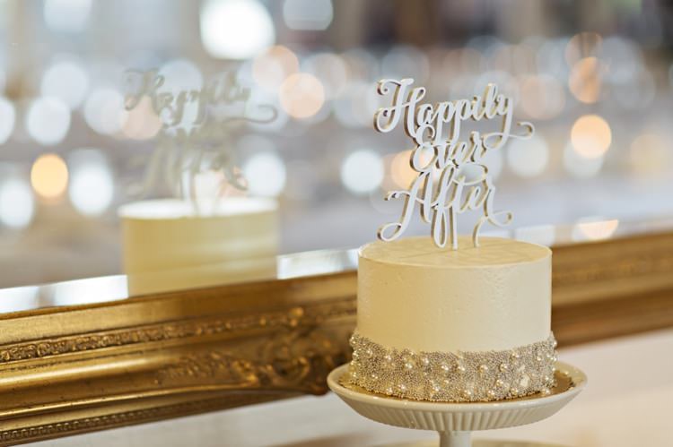 Wedding Cake Pearls Beads Happily Ever After Topper Gold Mirror Elegant Classic Outdoor Wedding Washington http://www.courtneybowlden.com/