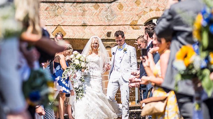 Confetti Outdoor Festival Summer Wedding http://lighteningphotography.co.uk/