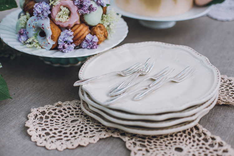 Soft Natural Woodland Wedding Ideas http://www.matthoranphotography.com/