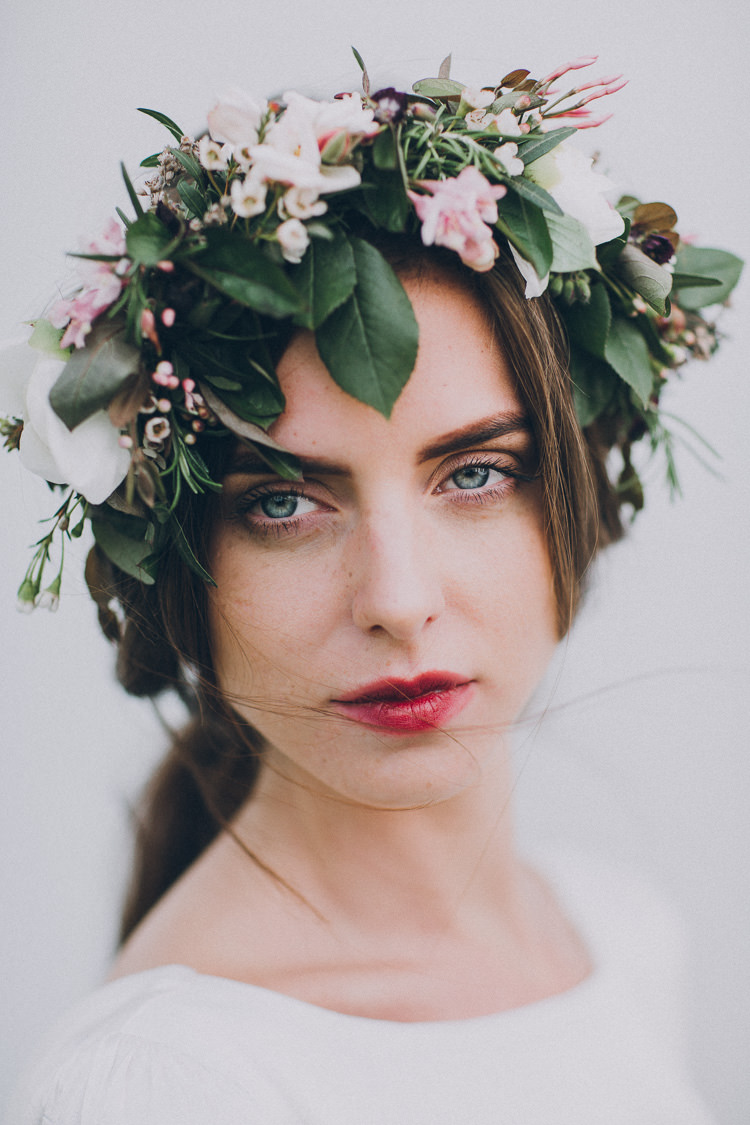 Make Up Bride Bridal Red Berry Lips Soft Natural Woodland Wedding Ideas http://www.matthoranphotography.com/