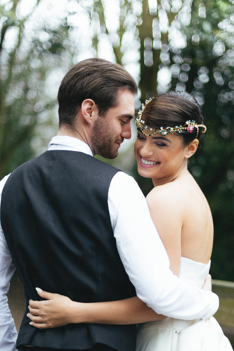 Modern Fresh Watercolour Wedding Ideas http://www.beatriciphotography.co.uk/