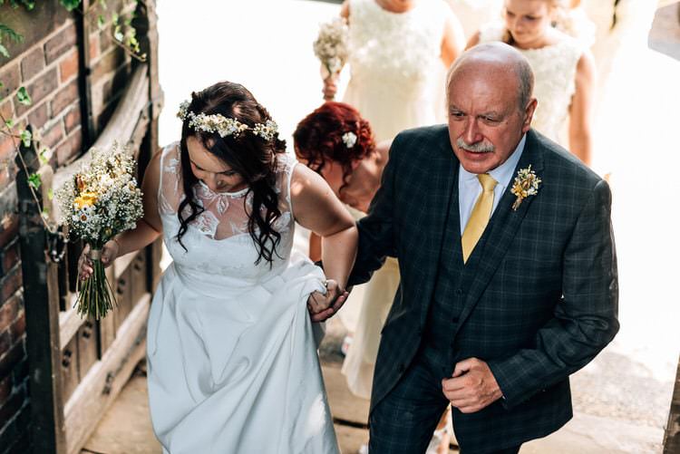 Natural Rustic Yellow Wedding http://www.edbrownphotography.co.uk/