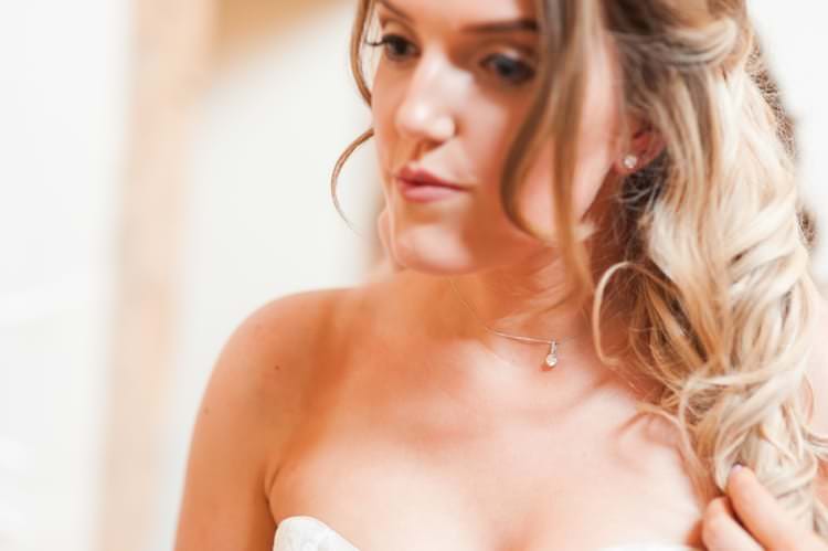 Pretty Pale Pink Country Barn Wedding http://kerriemitchell.co.uk/