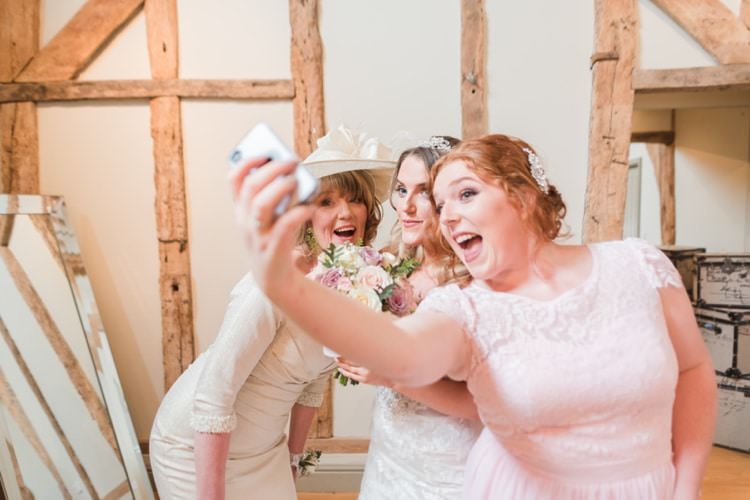 Pretty Pale Pink Country Barn Wedding http://kerriemitchell.co.uk/