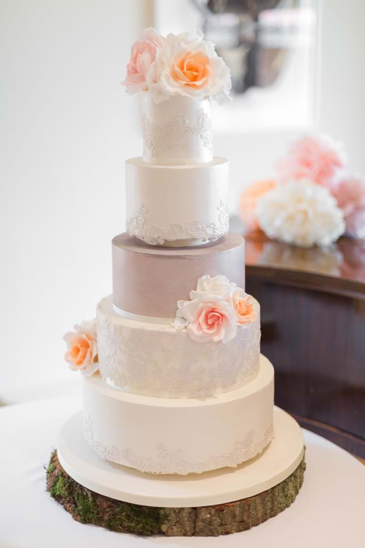 Cake Floral Flowers Lace Peach White Cream Log Stand Pretty Pale Pink Country Barn Wedding http://kerriemitchell.co.uk/
