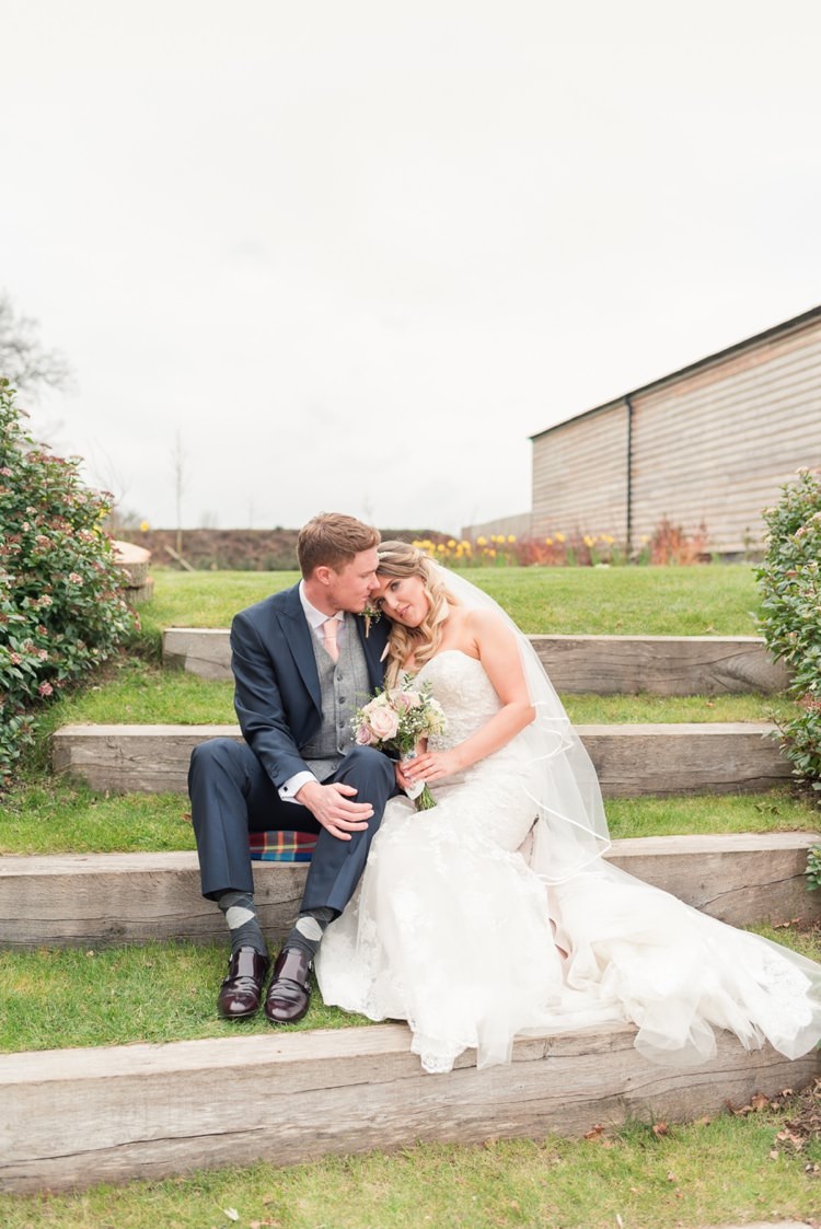 Pretty Pale Pink Country Barn Wedding http://kerriemitchell.co.uk/