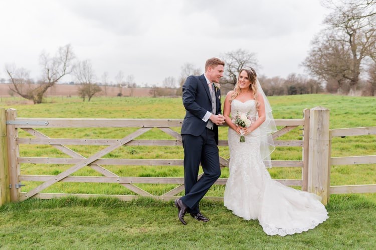 Pretty Pale Pink Country Barn Wedding http://kerriemitchell.co.uk/