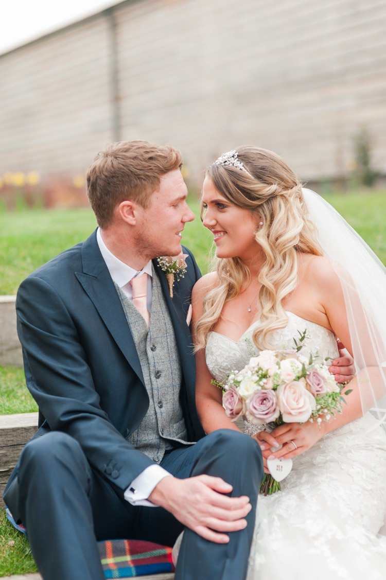 Pretty Pale Pink Country Barn Wedding http://kerriemitchell.co.uk/