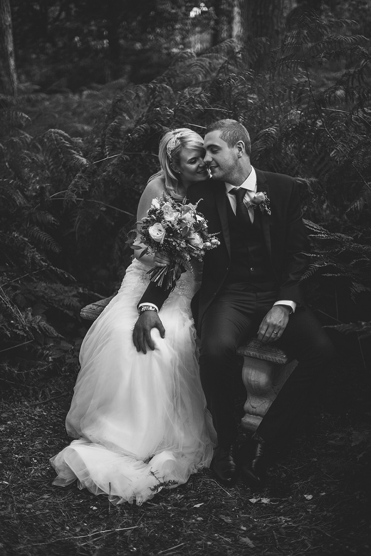 Rustic Woodland Floral Wedding http://kellyjphotography.co.uk/