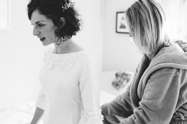 Vintage Home Made Farm Wedding http://www.honeyandthemoonphotography.co.uk/