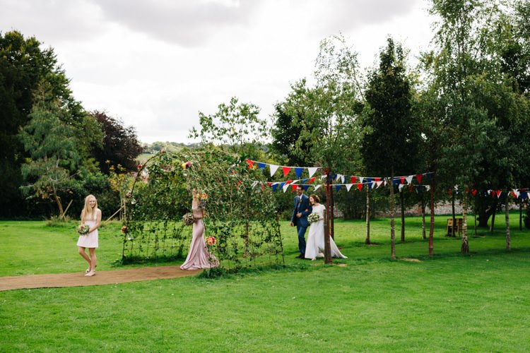 Vintage Home Made Farm Wedding http://www.honeyandthemoonphotography.co.uk/