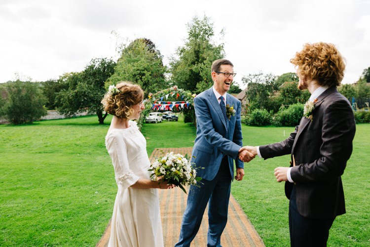 Vintage Home Made Farm Wedding http://www.honeyandthemoonphotography.co.uk/