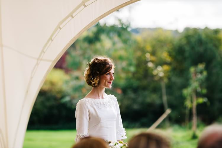 Vintage Home Made Farm Wedding http://www.honeyandthemoonphotography.co.uk/