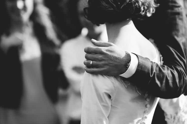 Vintage Home Made Farm Wedding http://www.honeyandthemoonphotography.co.uk/