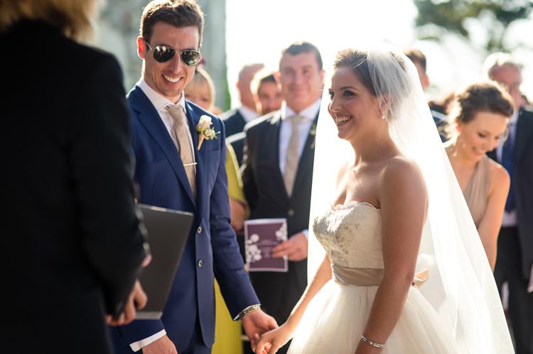 Beautiful Cliffside Floral Wedding http://karibellamy.com/