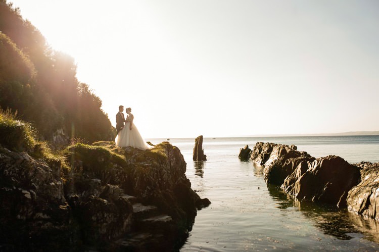 Beautiful Cliffside Floral Wedding http://karibellamy.com/