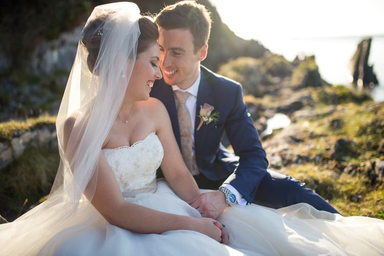Beautiful Cliffside Floral Wedding http://karibellamy.com/