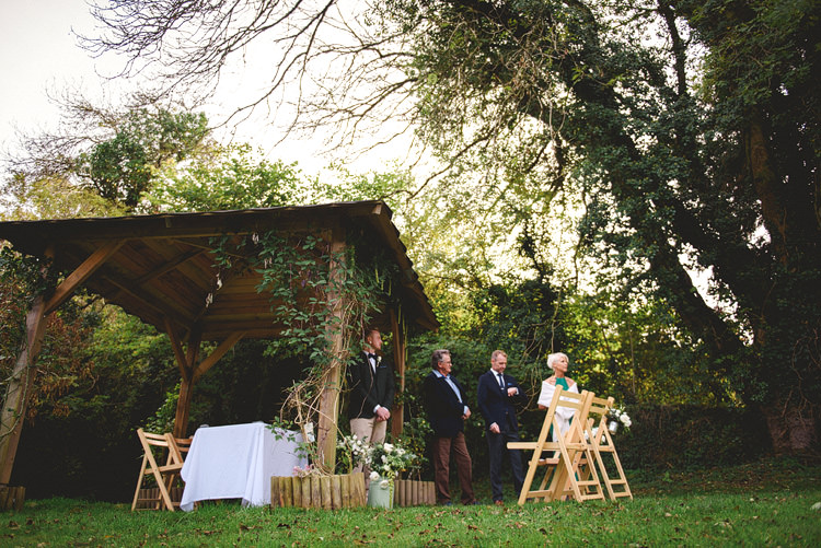 Intimate Outdoor Farmhouse Wedding http://www.abiriley.co.uk/