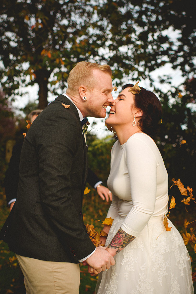 Leaf Confetti Intimate Outdoor Farmhouse Wedding http://www.abiriley.co.uk/