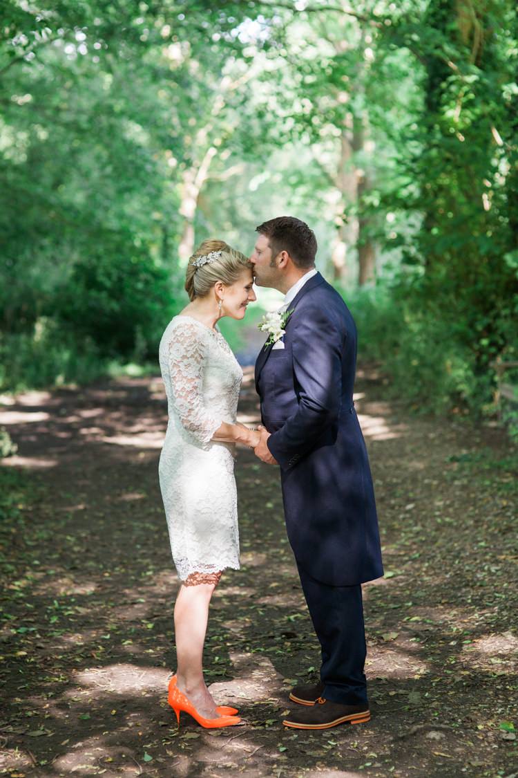 Relaxed Budget Friendly Village Hall Wedding http://www.lisadawn.co.uk/
