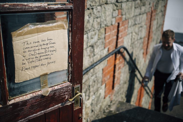 Wild Flowers Outdoors Heartfelt DIY Wedding http://www.mattandesther.co.uk/