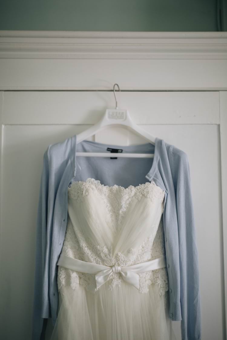 Annasul Y Dress Gown Blue Cardigan Wild Flowers Outdoors Heartfelt DIY Wedding http://www.mattandesther.co.uk/