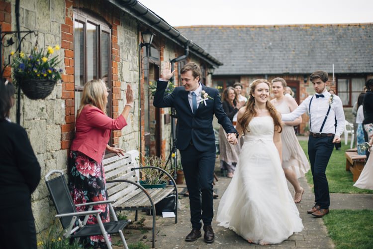 Wild Flowers Outdoors Heartfelt DIY Wedding http://www.mattandesther.co.uk/