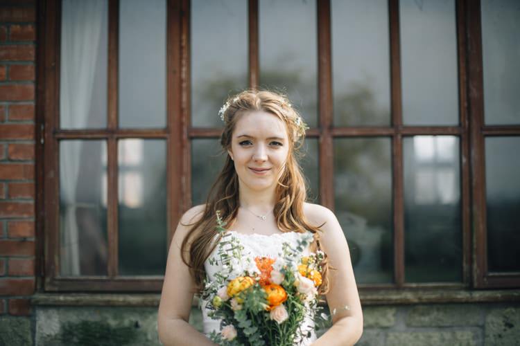 Wild Flowers Outdoors Heartfelt DIY Wedding http://www.mattandesther.co.uk/