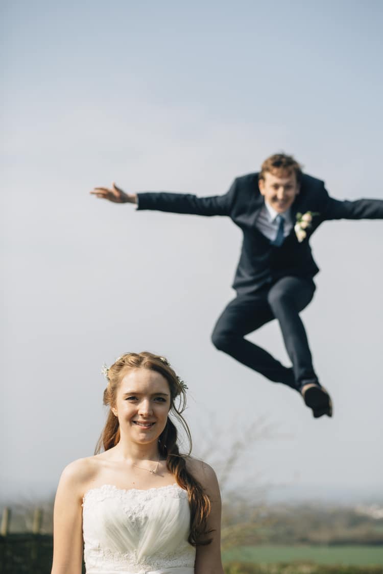 Wild Flowers Outdoors Heartfelt DIY Wedding http://www.mattandesther.co.uk/