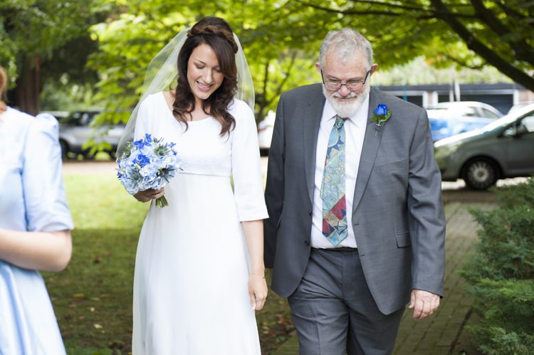 Vintage Cornflower Blue Wedding http://eleanorjaneweddings.co.uk/