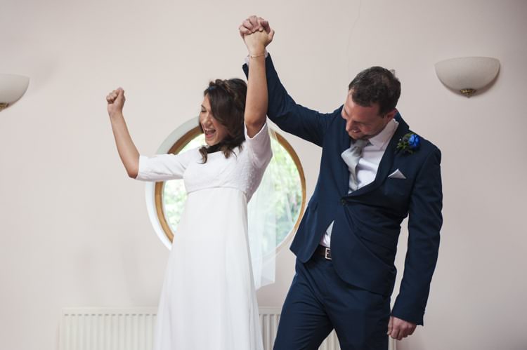 Vintage Cornflower Blue Wedding http://eleanorjaneweddings.co.uk/