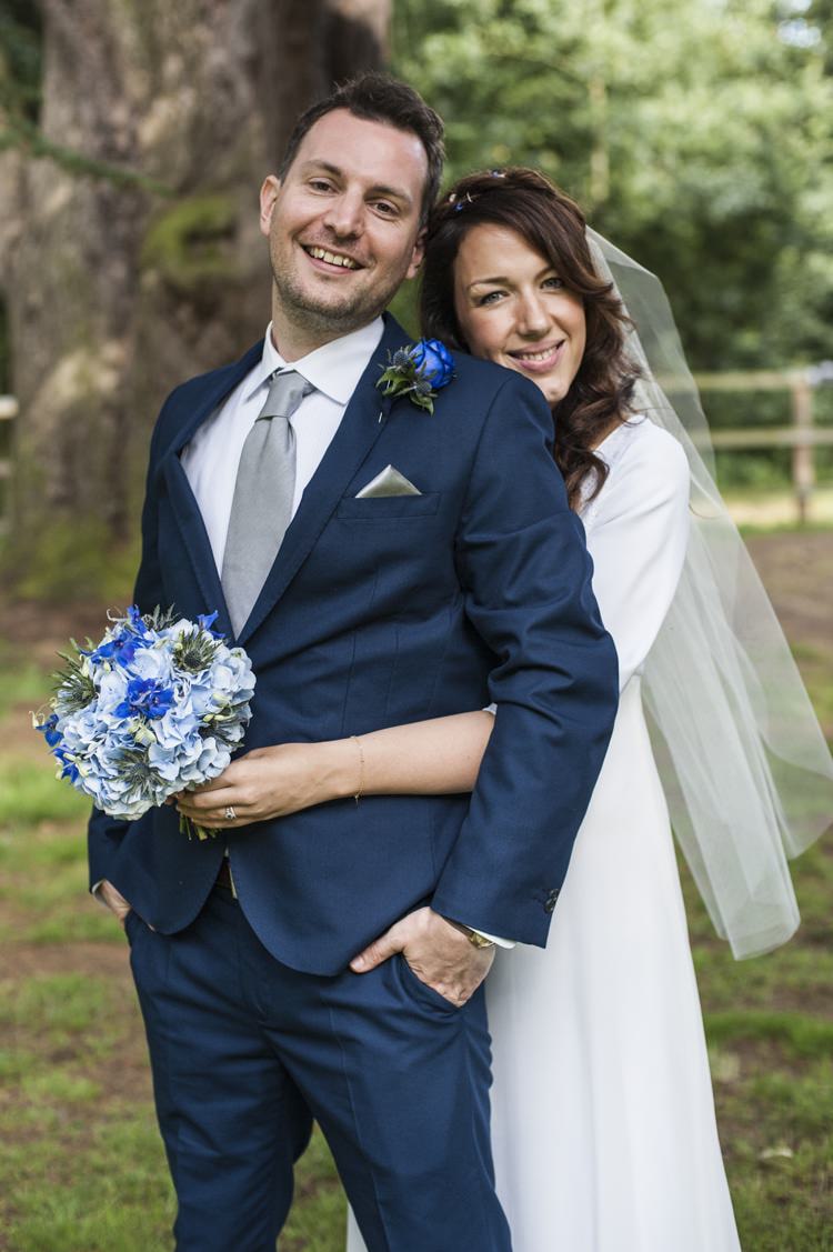 Vintage Cornflower Blue Wedding http://eleanorjaneweddings.co.uk/