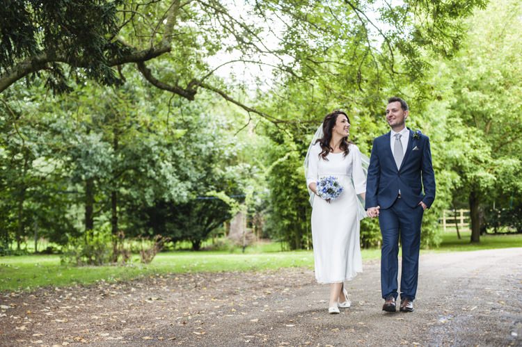 Vintage Cornflower Blue Wedding http://eleanorjaneweddings.co.uk/