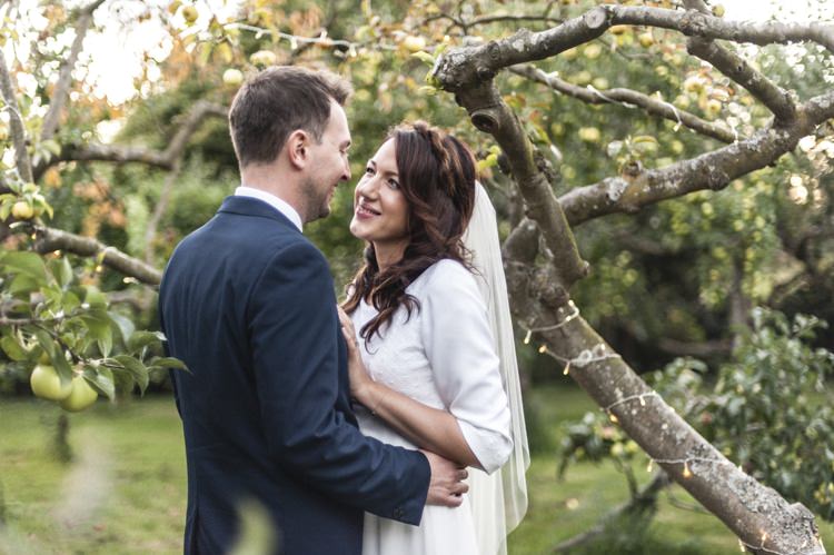 Vintage Cornflower Blue Wedding http://eleanorjaneweddings.co.uk/