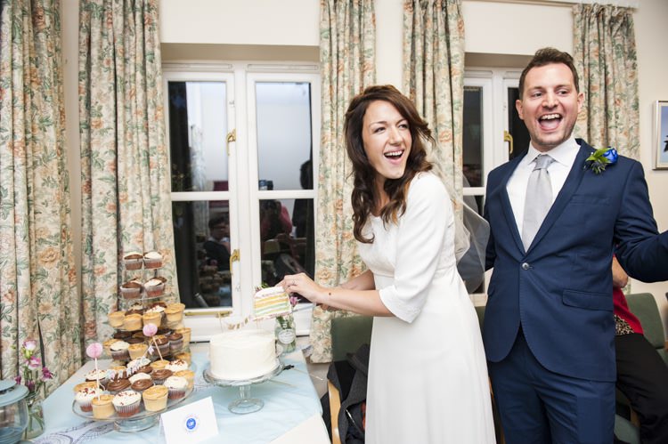 Vintage Cornflower Blue Wedding http://eleanorjaneweddings.co.uk/
