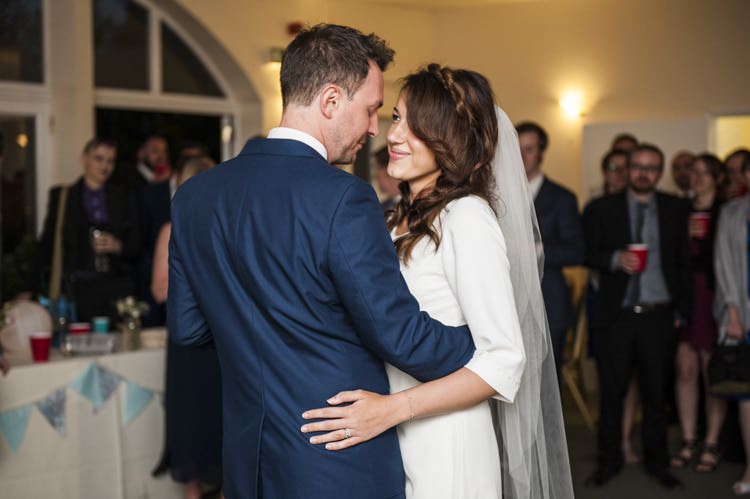 Vintage Cornflower Blue Wedding http://eleanorjaneweddings.co.uk/