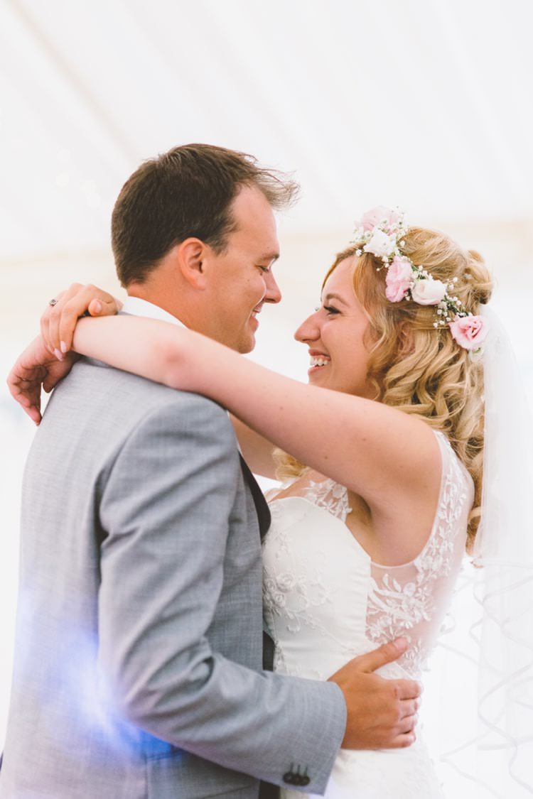 Boho Beer Festival Wedding http://www.emilysteve.com/