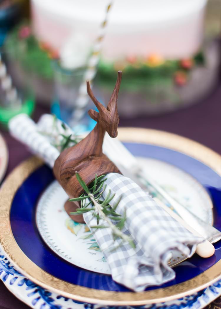 Wooden Deer Stag Napkin Ring Colourful Festival Wedding Ideas http://www.sungblue.com/