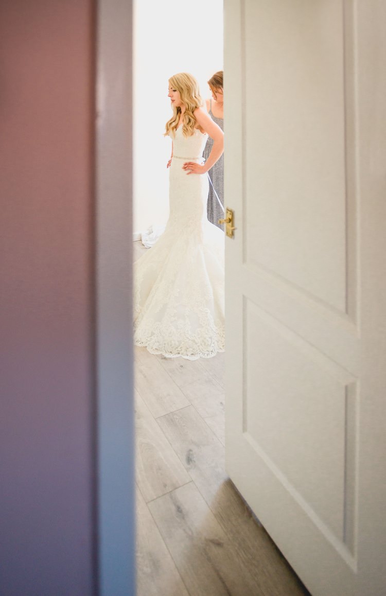 Dakota by Enzoani Lace Gown Dress Bride Bridal Classic Rustic Country Barn Wedding http://www.lisacarpenterphotos.com/