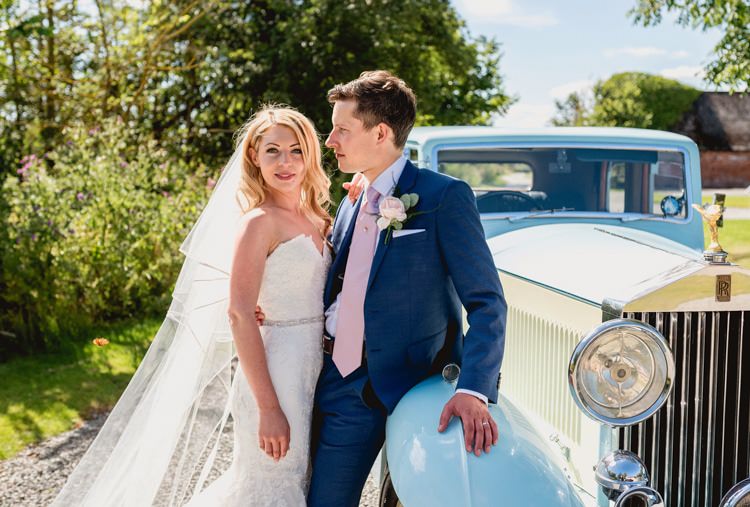 Classic Rustic Country Barn Wedding http://www.lisacarpenterphotos.com/