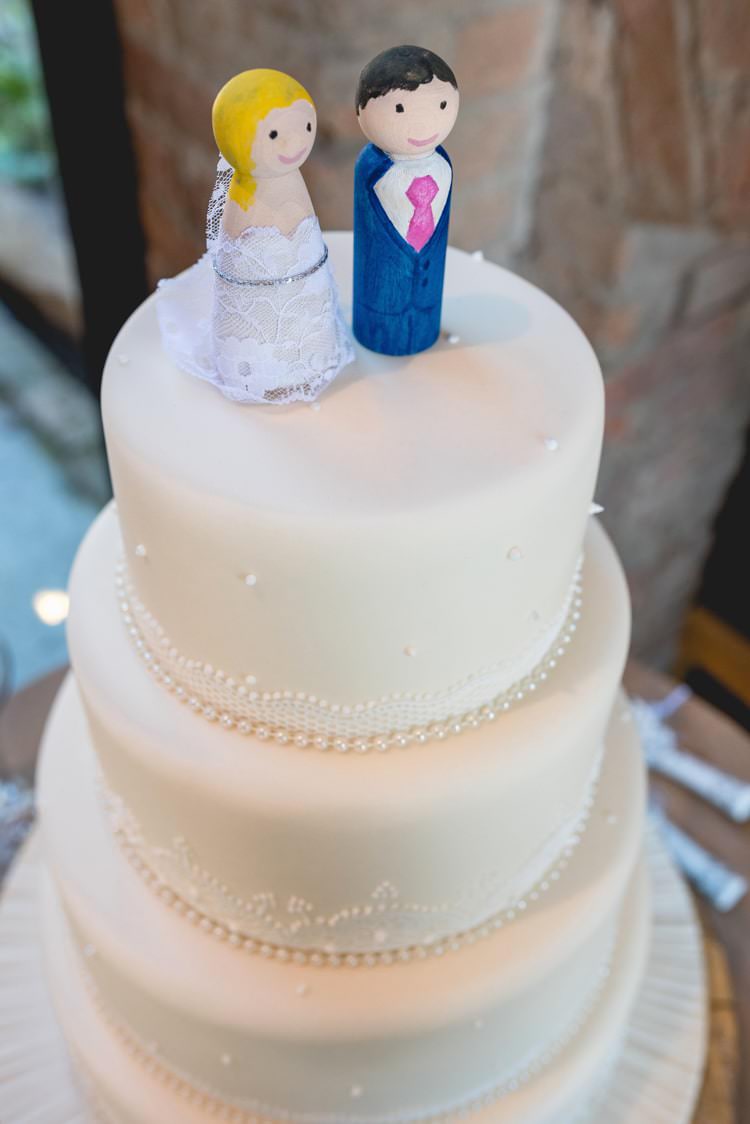 White Lace Pearl Cake Toppers Classic Rustic Country Barn Wedding http://www.lisacarpenterphotos.com/