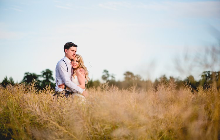 Classic Rustic Country Barn Wedding http://www.lisacarpenterphotos.com/
